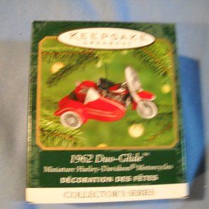 2000 Hallmark Mini Ornament Harley-Davidson - 1962 Duo Glide Motorcycle, #2